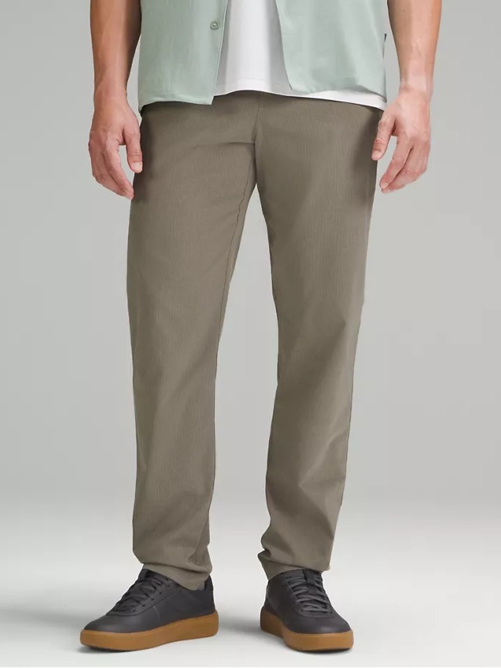 Lululemon ABC classic fit troussr 34L woven air size 30 in rover